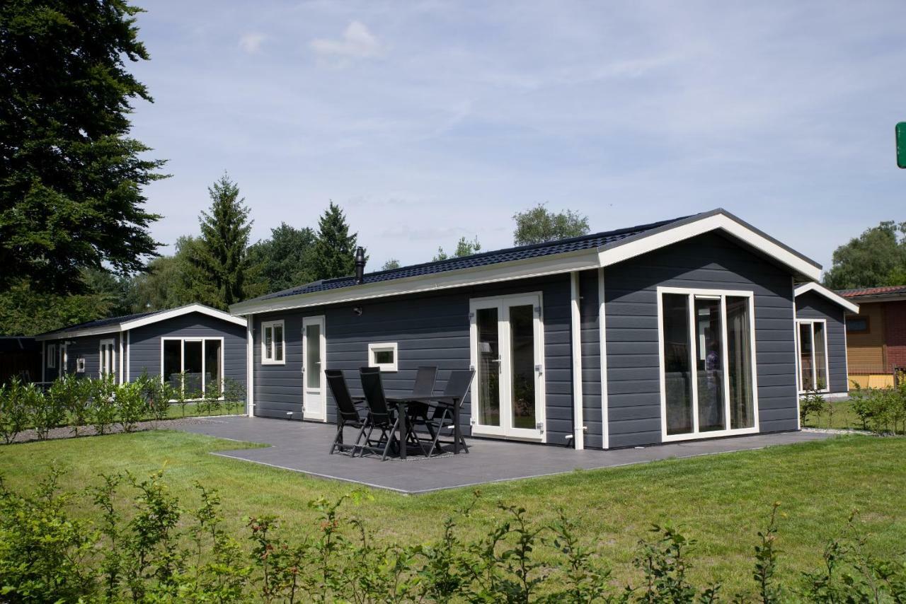 Vakantiepark De Ossenberg Overberg Bagian luar foto